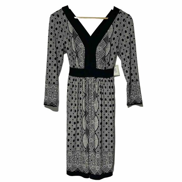 ECI Dresses & Skirts - eci New York Black/ White Womens Dress V Neck Size Small NWT